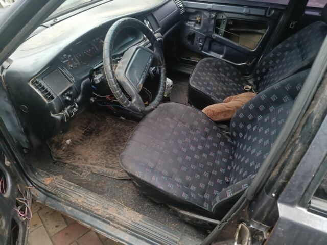 Черный ВАЗ 21099, объемом двигателя 0 л и пробегом 100 тыс. км за 300 $, фото 3 на Automoto.ua