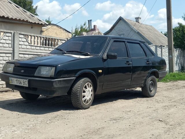Черный ВАЗ 21099, объемом двигателя 1.5 л и пробегом 3 тыс. км за 650 $, фото 4 на Automoto.ua