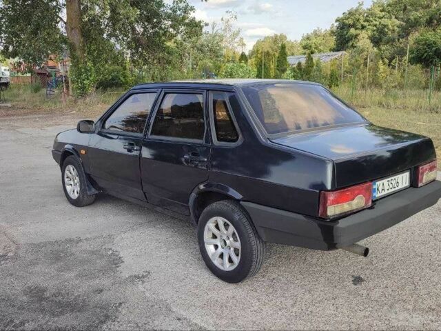 Черный ВАЗ 21099, объемом двигателя 1.5 л и пробегом 150 тыс. км за 1300 $, фото 2 на Automoto.ua