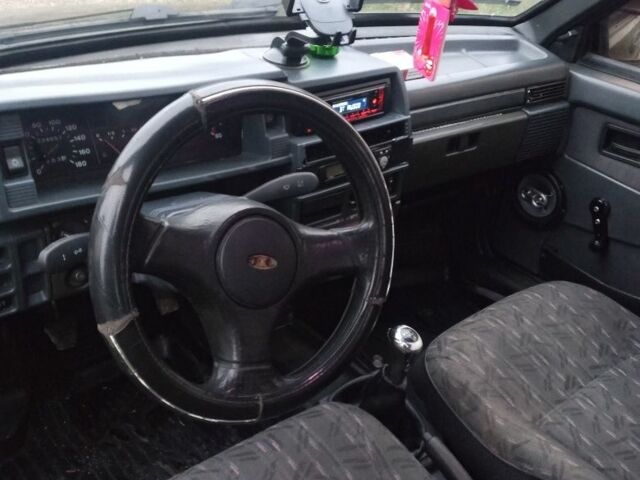 Черный ВАЗ 21099, объемом двигателя 1.5 л и пробегом 230 тыс. км за 1108 $, фото 10 на Automoto.ua