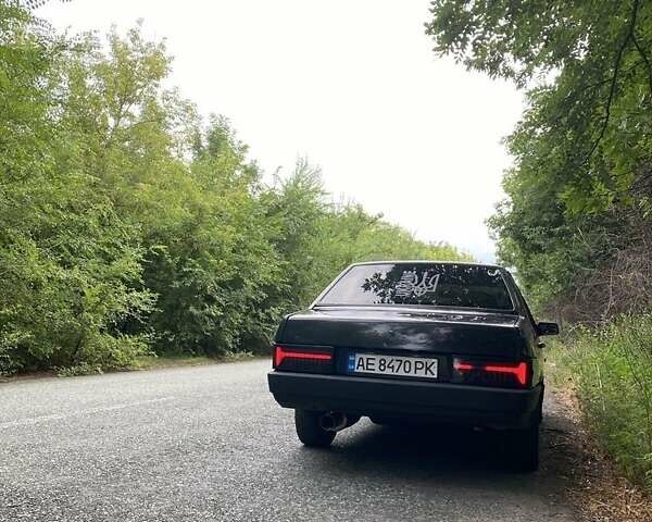 Чорний ВАЗ 21099, об'ємом двигуна 1.5 л та пробігом 250 тис. км за 1600 $, фото 2 на Automoto.ua