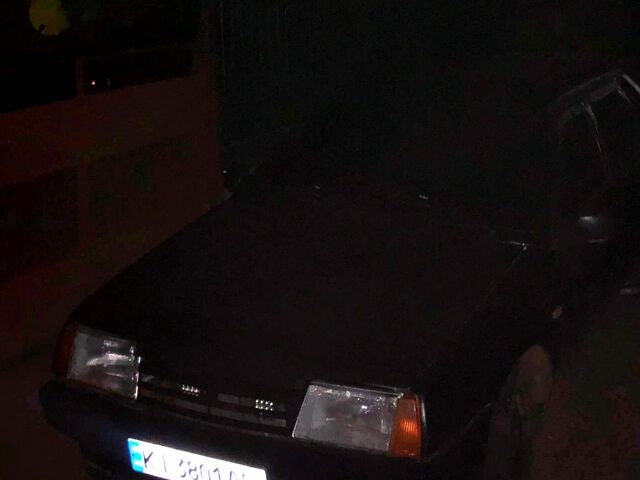 Черный ВАЗ 21099, объемом двигателя 1.5 л и пробегом 320 тыс. км за 1050 $, фото 1 на Automoto.ua