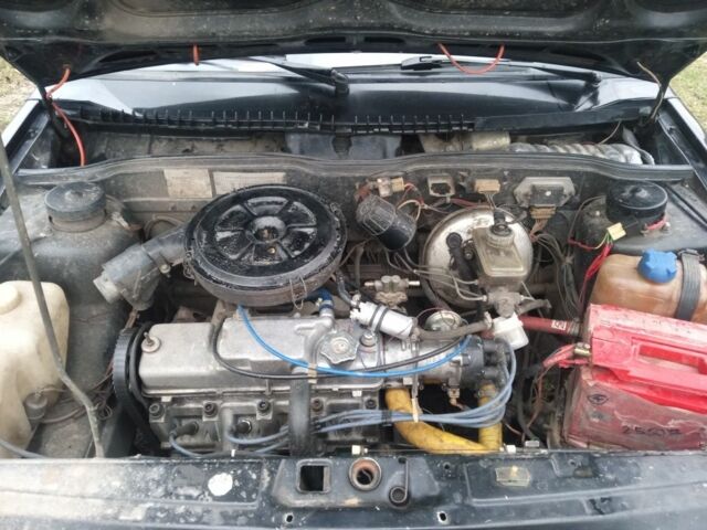 Черный ВАЗ 21099, объемом двигателя 1.5 л и пробегом 230 тыс. км за 1108 $, фото 12 на Automoto.ua