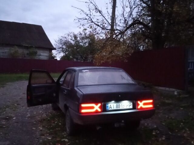 Черный ВАЗ 21099, объемом двигателя 1.5 л и пробегом 230 тыс. км за 1108 $, фото 22 на Automoto.ua