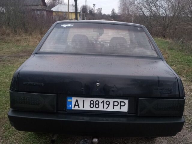 Черный ВАЗ 21099, объемом двигателя 1.5 л и пробегом 230 тыс. км за 1108 $, фото 7 на Automoto.ua