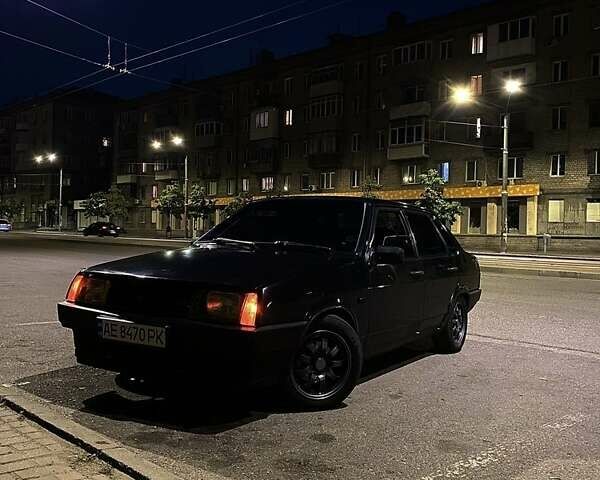 Чорний ВАЗ 21099, об'ємом двигуна 1.5 л та пробігом 250 тис. км за 1600 $, фото 3 на Automoto.ua