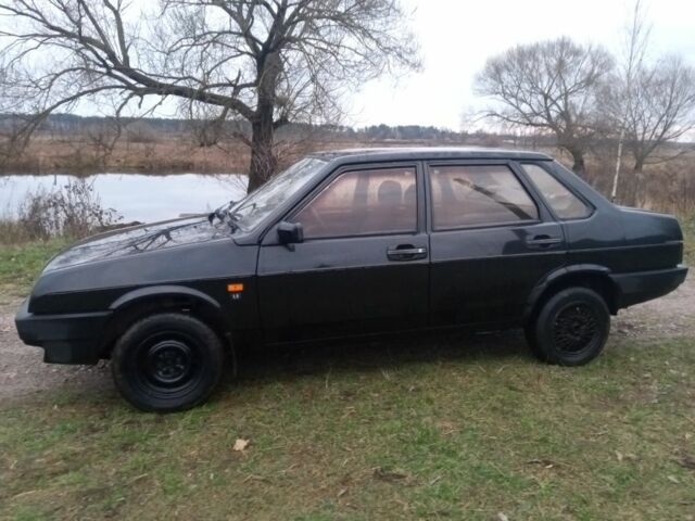 Черный ВАЗ 21099, объемом двигателя 1.5 л и пробегом 230 тыс. км за 1108 $, фото 8 на Automoto.ua