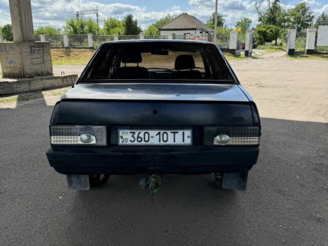 Черный ВАЗ 21099, объемом двигателя 1.5 л и пробегом 150 тыс. км за 600 $, фото 3 на Automoto.ua