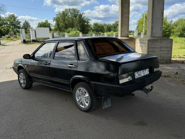 Черный ВАЗ 21099, объемом двигателя 1.5 л и пробегом 150 тыс. км за 600 $, фото 5 на Automoto.ua