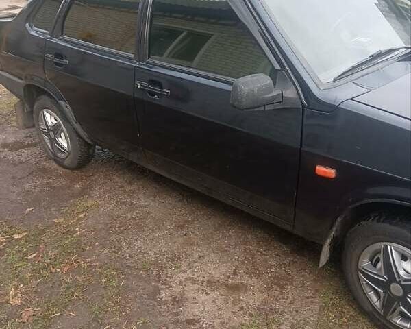 Чорний ВАЗ 21099, об'ємом двигуна 1.5 л та пробігом 172 тис. км за 1000 $, фото 2 на Automoto.ua