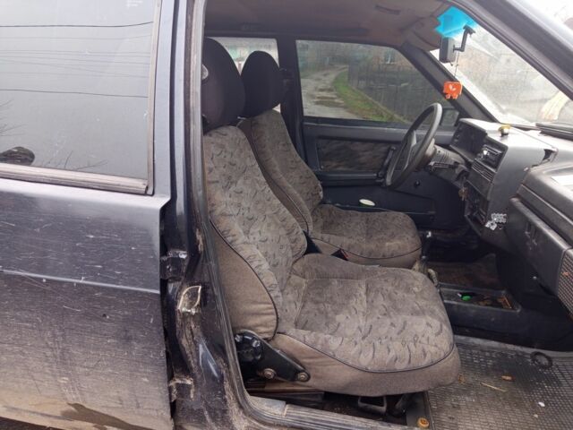 Чорний ВАЗ 21099, об'ємом двигуна 1.5 л та пробігом 140 тис. км за 750 $, фото 15 на Automoto.ua