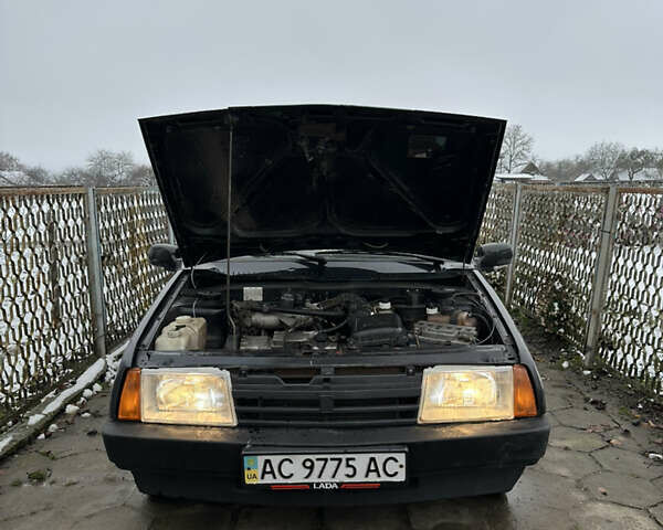 Черный ВАЗ 21099, объемом двигателя 1.5 л и пробегом 264 тыс. км за 1700 $, фото 2 на Automoto.ua