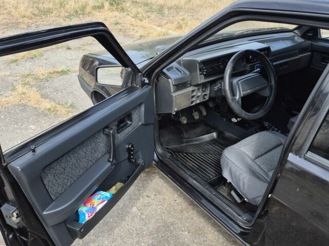 Черный ВАЗ 21099, объемом двигателя 1.5 л и пробегом 148 тыс. км за 2400 $, фото 6 на Automoto.ua