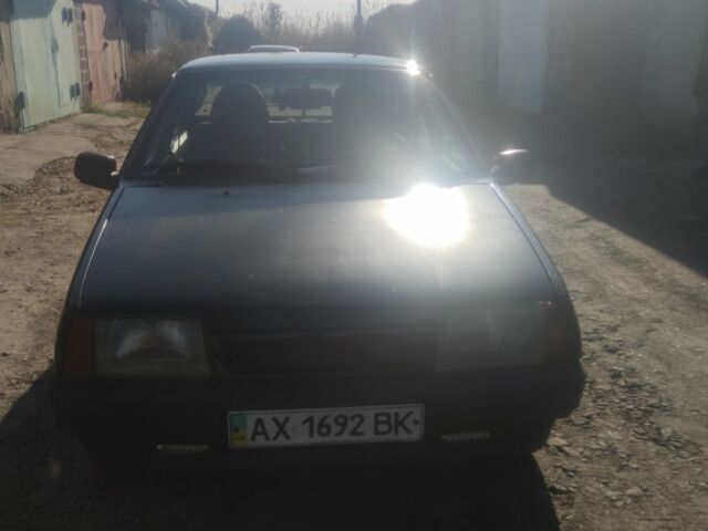 Черный ВАЗ 21099, объемом двигателя 1.5 л и пробегом 180 тыс. км за 1487 $, фото 3 на Automoto.ua