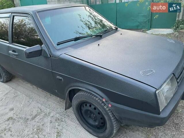 Черный ВАЗ 21099, объемом двигателя 1.5 л и пробегом 200 тыс. км за 1550 $, фото 4 на Automoto.ua