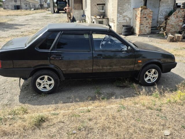 Черный ВАЗ 21099, объемом двигателя 1.5 л и пробегом 148 тыс. км за 2400 $, фото 1 на Automoto.ua