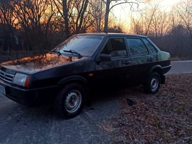 Черный ВАЗ 21099, объемом двигателя 1.5 л и пробегом 0 тыс. км за 1000 $, фото 1 на Automoto.ua