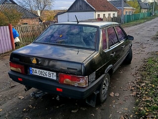 Черный ВАЗ 21099, объемом двигателя 1.5 л и пробегом 250 тыс. км за 1250 $, фото 4 на Automoto.ua