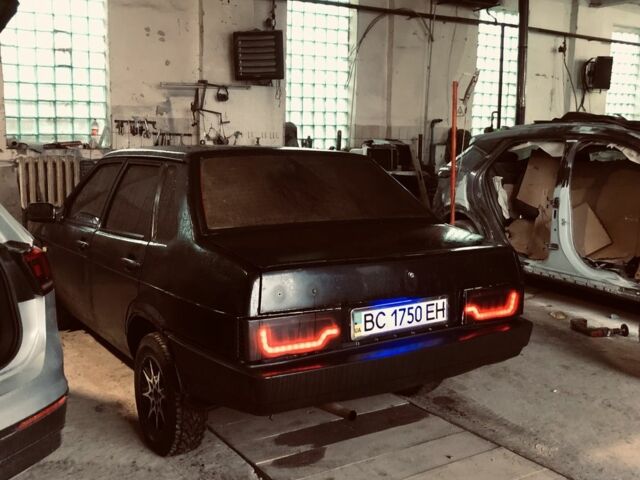 Чорний ВАЗ 21099, об'ємом двигуна 1.5 л та пробігом 2 тис. км за 1050 $, фото 3 на Automoto.ua