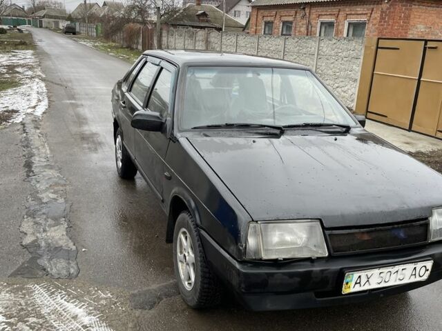 Чорний ВАЗ 21099, об'ємом двигуна 1.5 л та пробігом 158 тис. км за 1100 $, фото 4 на Automoto.ua