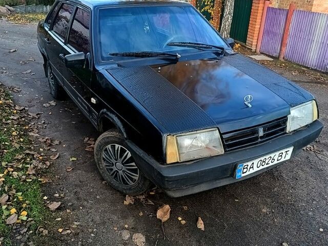 Черный ВАЗ 21099, объемом двигателя 1.5 л и пробегом 250 тыс. км за 1250 $, фото 2 на Automoto.ua