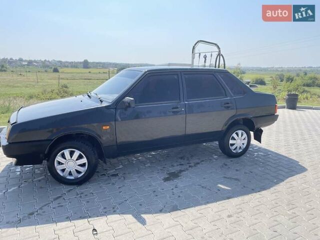 Черный ВАЗ 21099, объемом двигателя 1.5 л и пробегом 298 тыс. км за 1600 $, фото 2 на Automoto.ua
