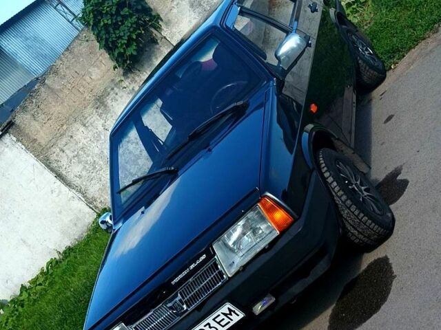 Черный ВАЗ 21099, объемом двигателя 1.5 л и пробегом 140 тыс. км за 1700 $, фото 2 на Automoto.ua