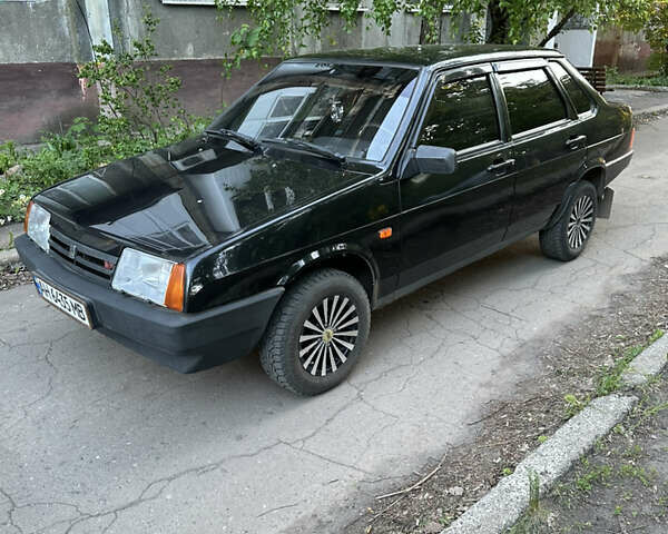 Чорний ВАЗ 21099, об'ємом двигуна 1.5 л та пробігом 130 тис. км за 2500 $, фото 4 на Automoto.ua