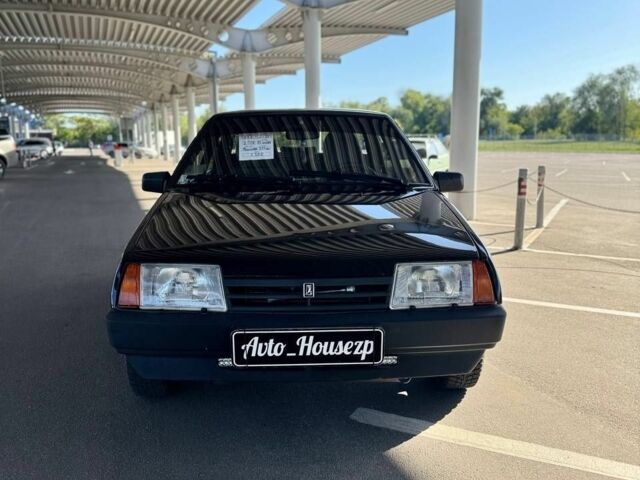 Черный ВАЗ 21099, объемом двигателя 0 л и пробегом 199 тыс. км за 1999 $, фото 2 на Automoto.ua
