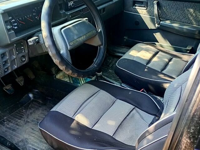 Черный ВАЗ 21099, объемом двигателя 1.5 л и пробегом 0 тыс. км за 1680 $, фото 2 на Automoto.ua