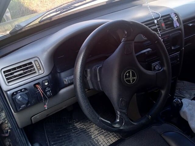 Черный ВАЗ 21099, объемом двигателя 1.5 л и пробегом 170 тыс. км за 1100 $, фото 1 на Automoto.ua