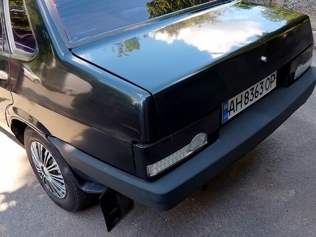 Черный ВАЗ 21099, объемом двигателя 1.5 л и пробегом 180 тыс. км за 1800 $, фото 3 на Automoto.ua