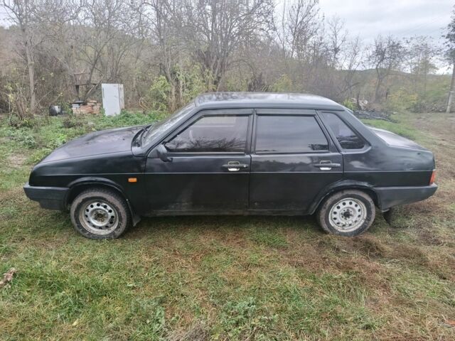 Черный ВАЗ 21099, объемом двигателя 1.5 л и пробегом 275 тыс. км за 1072 $, фото 1 на Automoto.ua