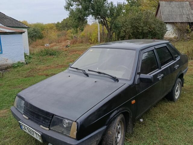 Черный ВАЗ 21099, объемом двигателя 1.5 л и пробегом 275 тыс. км за 1072 $, фото 7 на Automoto.ua
