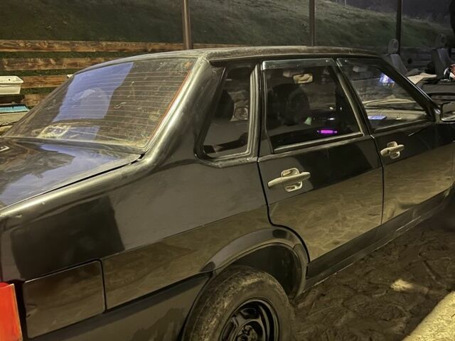 Чорний ВАЗ 21099, об'ємом двигуна 1.6 л та пробігом 145 тис. км за 880 $, фото 2 на Automoto.ua