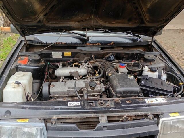 Черный ВАЗ 21099, объемом двигателя 1.5 л и пробегом 245 тыс. км за 946 $, фото 6 на Automoto.ua