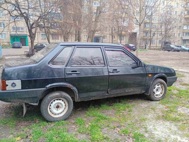 Черный ВАЗ 21099, объемом двигателя 1.5 л и пробегом 245 тыс. км за 946 $, фото 2 на Automoto.ua