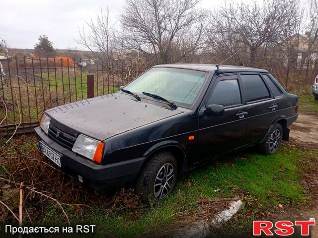 Черный ВАЗ 21099, объемом двигателя 1.5 л и пробегом 217 тыс. км за 1500 $, фото 2 на Automoto.ua