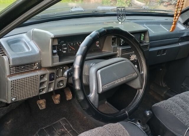 Черный ВАЗ 21099, объемом двигателя 0 л и пробегом 148 тыс. км за 500 $, фото 6 на Automoto.ua