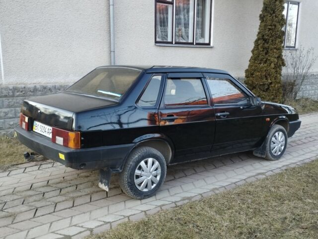 Черный ВАЗ 21099, объемом двигателя 5 л и пробегом 321 тыс. км за 1750 $, фото 1 на Automoto.ua