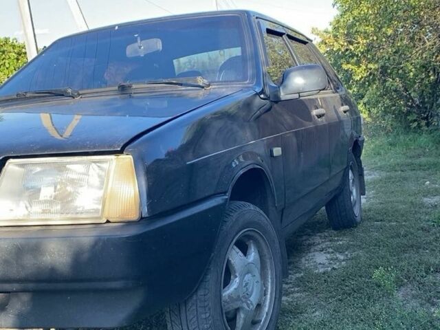 Чорний ВАЗ 21099, об'ємом двигуна 1.6 л та пробігом 2 тис. км за 1350 $, фото 3 на Automoto.ua