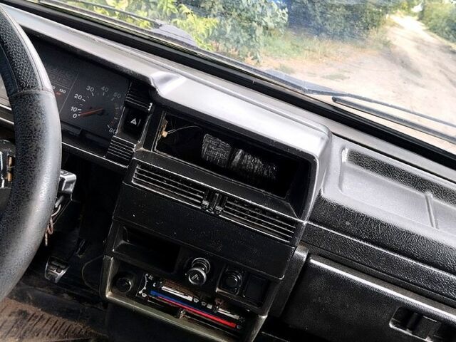 Чорний ВАЗ 21099, об'ємом двигуна 1.5 л та пробігом 270 тис. км за 740 $, фото 3 на Automoto.ua