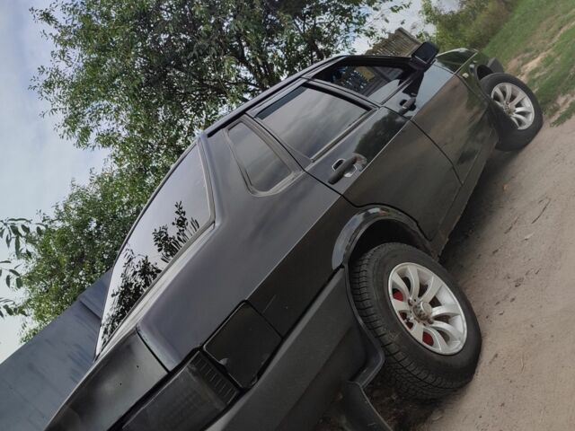 Черный ВАЗ 21099, объемом двигателя 1.6 л и пробегом 280 тыс. км за 1350 $, фото 4 на Automoto.ua