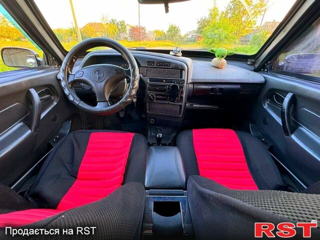 Черный ВАЗ 21099, объемом двигателя 1.6 л и пробегом 230 тыс. км за 1150 $, фото 4 на Automoto.ua