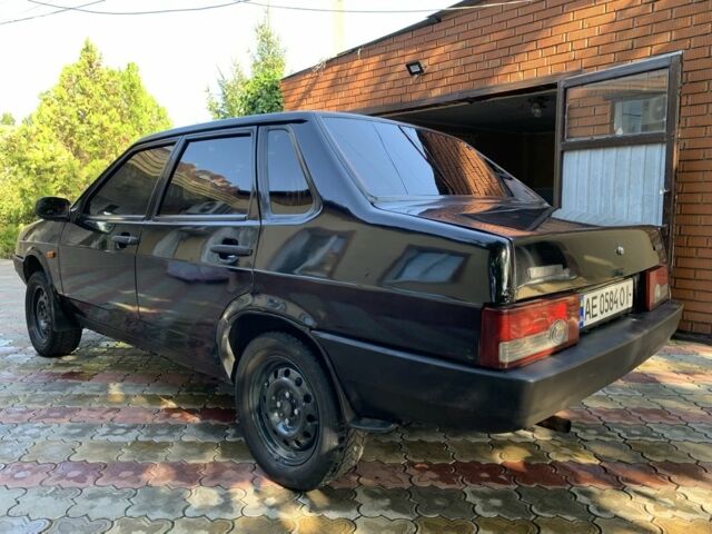 Черный ВАЗ 21099, объемом двигателя 1.6 л и пробегом 266 тыс. км за 1600 $, фото 2 на Automoto.ua