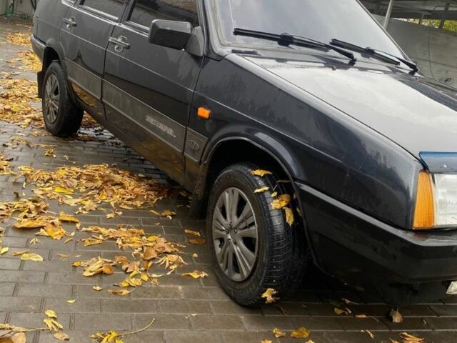 Черный ВАЗ 21099, объемом двигателя 1.6 л и пробегом 162 тыс. км за 1500 $, фото 1 на Automoto.ua