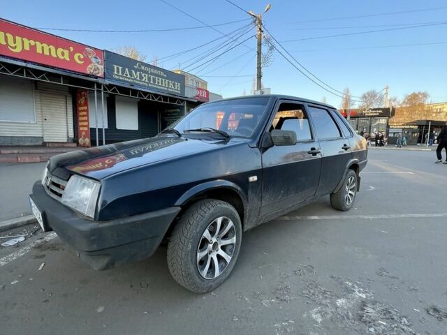 Черный ВАЗ 21099, объемом двигателя 1.6 л и пробегом 180 тыс. км за 2480 $, фото 1 на Automoto.ua