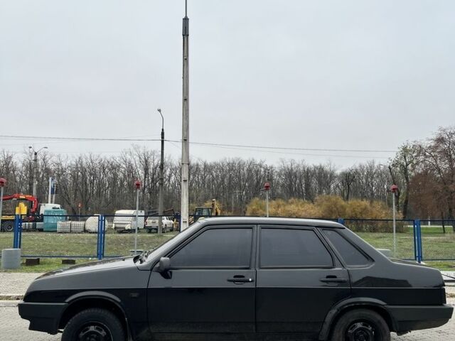 Чорний ВАЗ 21099, об'ємом двигуна 1.6 л та пробігом 185 тис. км за 2400 $, фото 1 на Automoto.ua