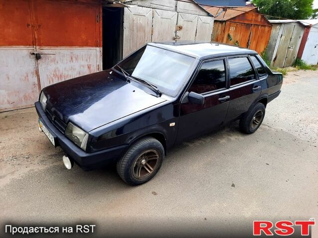 Чорний ВАЗ 21099, об'ємом двигуна 1.6 л та пробігом 152 тис. км за 1450 $, фото 3 на Automoto.ua