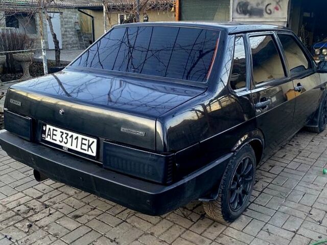 Черный ВАЗ 21099, объемом двигателя 1.6 л и пробегом 155 тыс. км за 1250 $, фото 2 на Automoto.ua